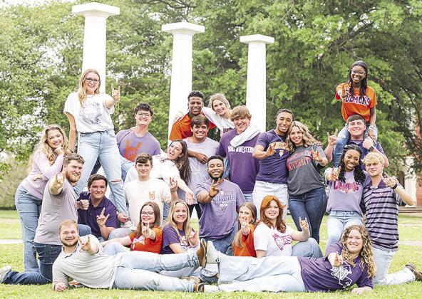 NSU students will serve as connectors during Freshman Connection.