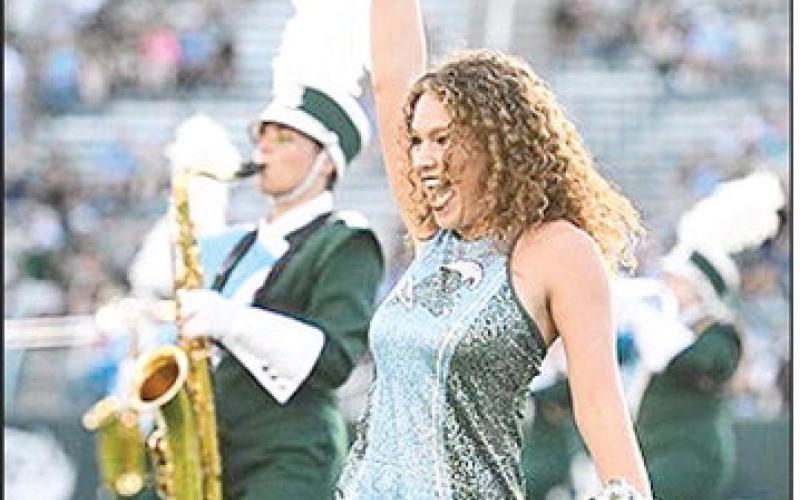 Madeline Lorio dances with the Tulane Shockwave Dance Team.