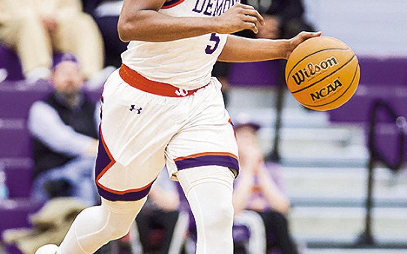 Micah Thomas (pictured) scored all of his 18 points in the second half to lead the Northwestern State men’s basketball team to a home finale win against UIW on Monday, 5449. Photo by Chris Reich, NSU Photographic Services