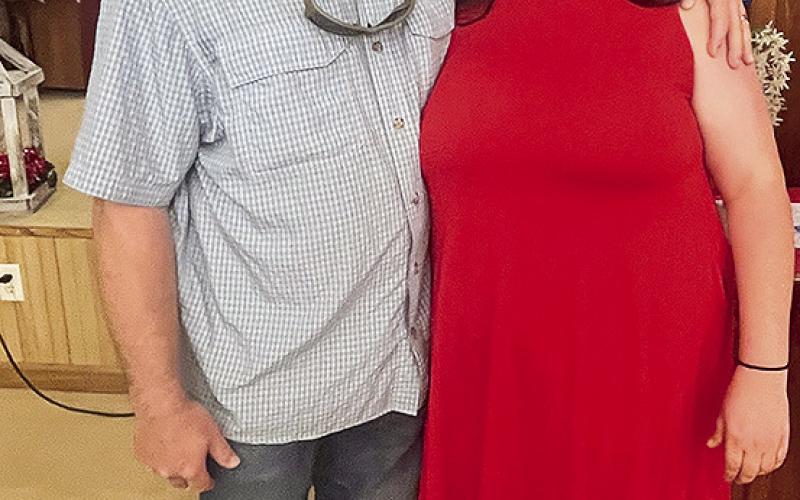 Bellwood Baptist Church sang happy anniversary to Charley and Kandyce Hawkes at Bellwood Baptist Church Sunday morning as they celebrated their 14th wedding anniversary.They spent their anniversary at Gatlinburg and Pigeon Forge, TN.