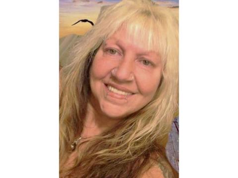 Donna Suzanne Deville