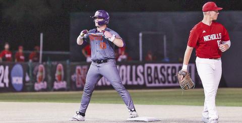 Northwestern State’s Ethan Menard (25) celebrates after hitting a tworun double in Friday’s win against Nicholls on Friday night. Credit: Jailen Leach/Nicholls Athletics