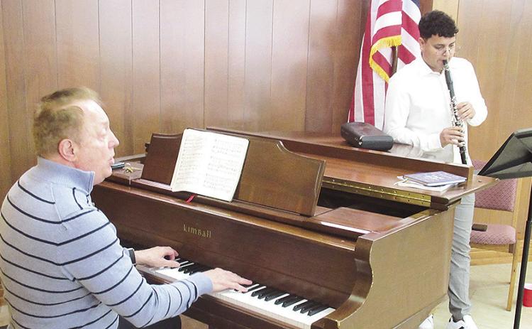 Michael Rorex, the church’s Chancel Choir director, and Louis Malaver, NSU international student, entertained with a program featuring beloved hymns and show tunes.