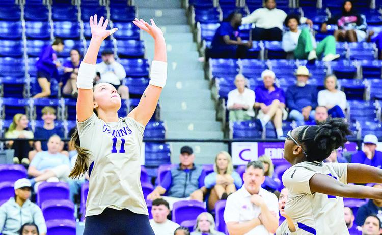 NSU’s Jade Longlad (11) sets up Olivia Nzioki (22)