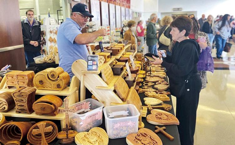 Fleur de lis craft market