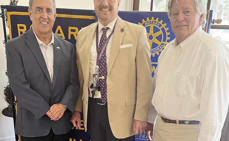 Jacob Rupert, council for the 10th Judicial District Court spoke to the Rotarians on the challenges of Artificial Intelligence (AI). He focused on two fundamental rights: The 6th Amendment Right to Counsel, and The he Constitutional Right to Privacy. John Luster introduced Rupert and President Louie Bernard and the Rotarians welcomed him warmly. From left are Bernard, Rupert and Luster.
