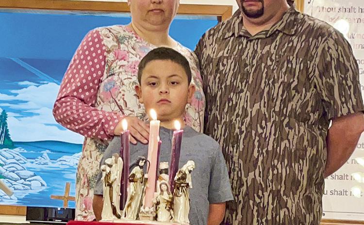 Misty, Anthony and Grayson Masters conducted the final Advent Service at Bellwood Baptist Church Sunday morning.