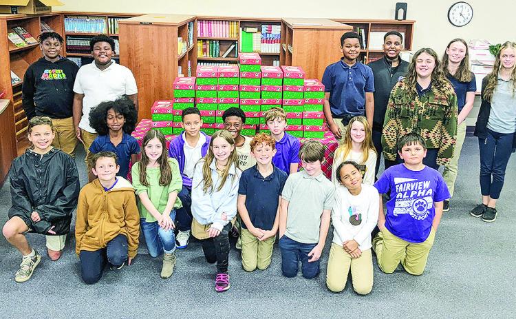 FAE Honor Society fills shoeboxes