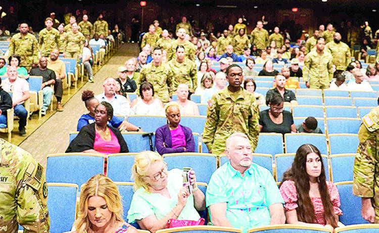 Louisiana National Guardsmen of the 39th Military Police Company recite the Soldier’s Creed during an official deployment ceremony in Bossier City, Louisiana, June 1. More than 100 Guardsmen with the Minden-based unit are scheduled to deploy to Guantanamo Bay Naval Base, Cuba, in support of Joint Task Force Guantanamo Bay. U.S. Army National Guard photo by Sgt. 1st Class Denis B. Rico