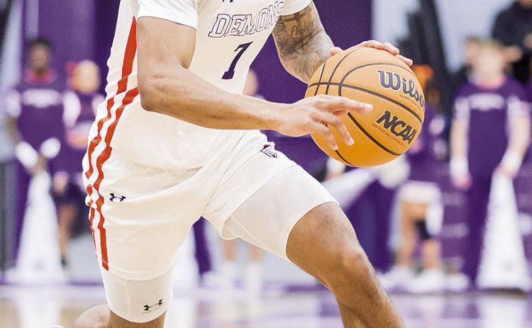 Love Bettis had a career-high 18 points in Monday night’s win at Southeastern Louisiana. Photo by Chris Reich/NSU Photographic Services