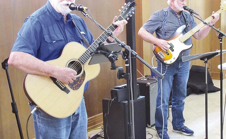 Everyone enjoyed a program of country and gospel music performed by musicians Ben Rushing and Keith Shirley.