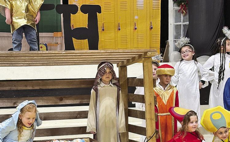 Marthaville first graders performed Nativity and Shining Star of Bethlehem during the school’s annual Christmas program this week. Titled “A Martian Christmas,” the performance also featured the 6-8th grade band, 2nd – 5th grade choir, kindergarten and 1st grade, and 2nd-5th grade pep squads sharing holiday traditions through song and dance.