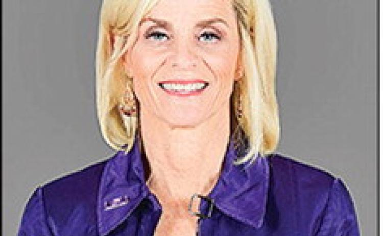 LSU Women’s Baskeball Head Coach Kim Mulkey will be ‘Celebrity Captain’ of the Natchitoches Christmas Festival of Lights Parade.