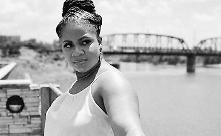 LaQuesha Bloomer is a first generation student who was eager to share her story.
