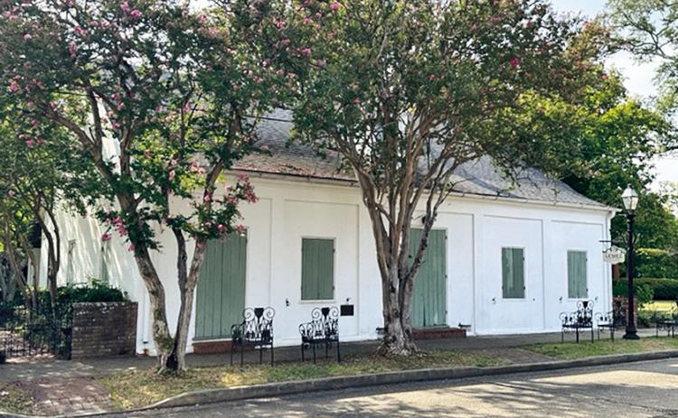 The Association for the Preservation of Historic Women will host a “stylish garden party” at The Lemee House Aug. 21. “White Linen Night” is a member appreciation event.